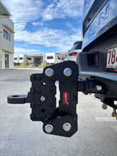 Load image into Gallery viewer, Phantom-XT Torsion-Flex Hitch 3500kg
